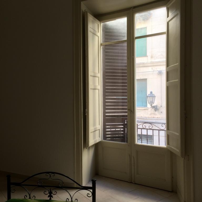 Vespa B&B Палермо Номер фото