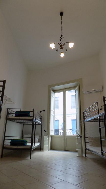 Vespa B&B Палермо Экстерьер фото
